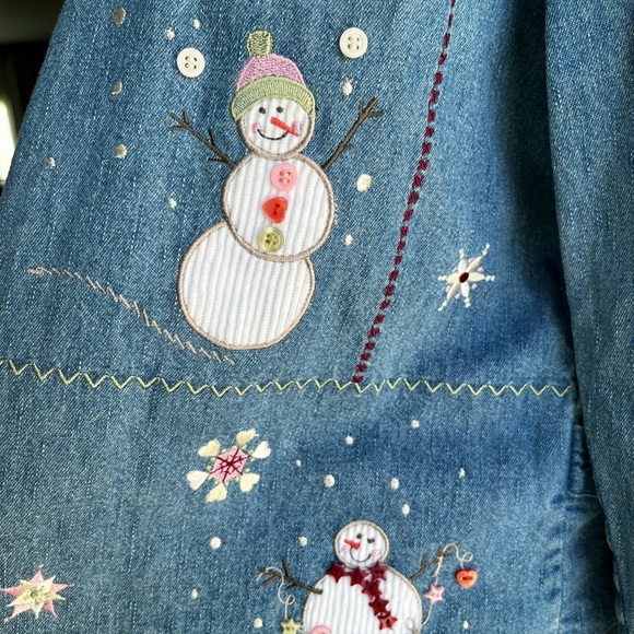 SOLD Christopher & Banks Embroidered Denim Shirt with Snowman Design Hol - Picture 5 of 12